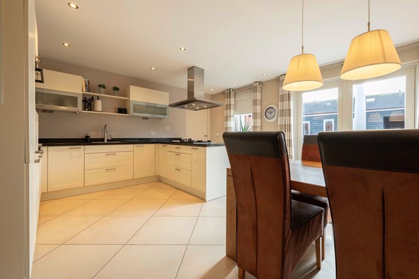 Medium property photo - Julianastraat 34, 4741 BW Hoeven